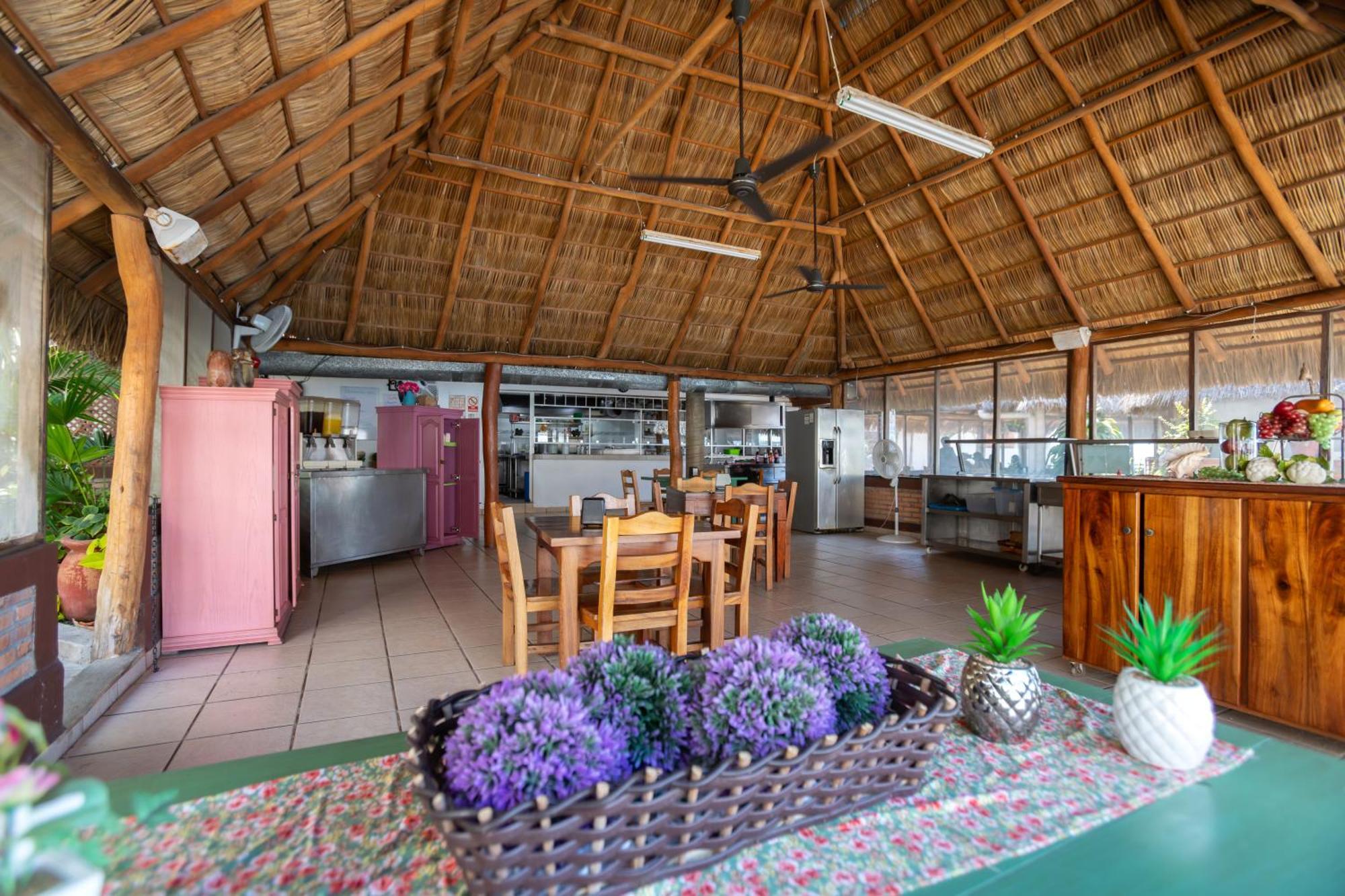 Torreblanca Beach Hotel And Suites Guayabitos - Desayuno Y Comida Incluido Rincon de Guayabitos Εξωτερικό φωτογραφία