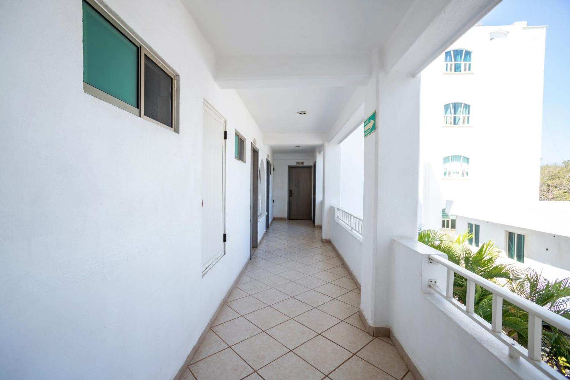 Torreblanca Beach Hotel And Suites Guayabitos - Desayuno Y Comida Incluido Rincon de Guayabitos Εξωτερικό φωτογραφία